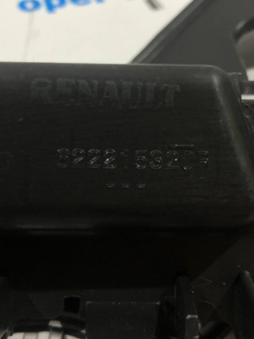 Soporte de parachoques delantero izquierdo 622217405R RENAULT