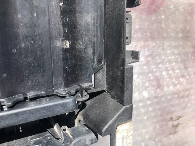 Persiana del radiador A1675000602 Mercedes