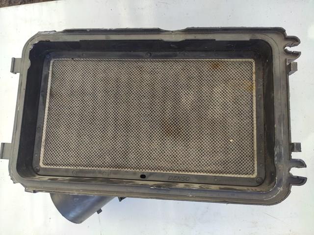 1770031740 Toyota casco de filtro de aire