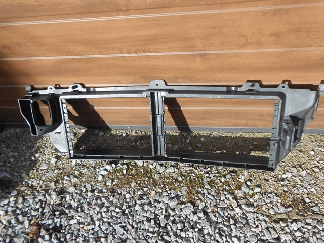 Deflector de aire superior del radiador Volvo 31455462