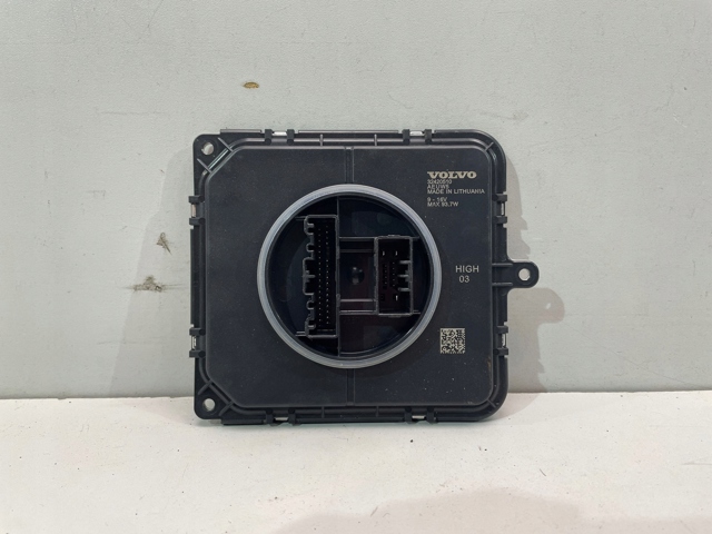 Módulo de iluminación Volvo 32420510 precio, desde 490,48 EUR