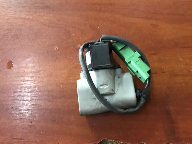 Válvula TRV, aire acondicionado  Renault (RVI) 924871682R