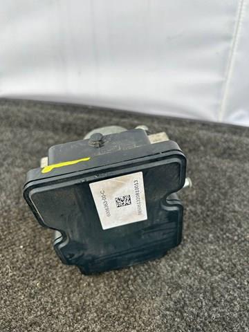 Comprar Módulo ABS Tesla Model S  5YJS
