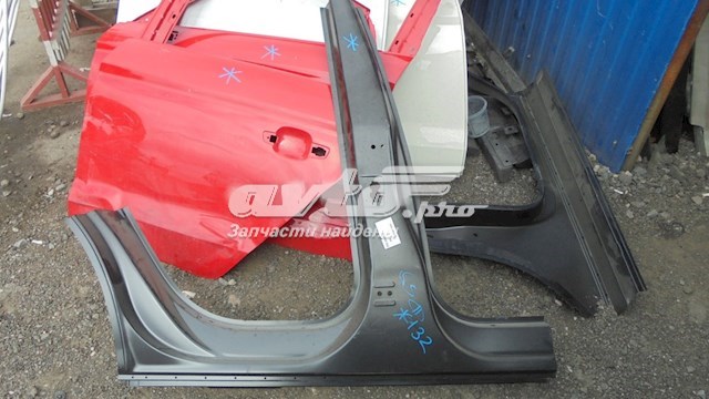 Chapa de acceso derecha Audi Q5 (8RB)