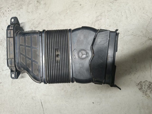 Tubo flexible de aspiración A2560941000 Mercedes