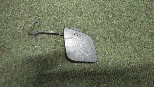 Tapa del enganche de remolcado delantera A4478850323 Mercedes
