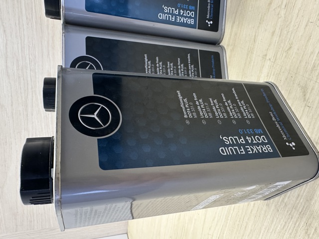 Liquido de frenos A000989560509 Mercedes