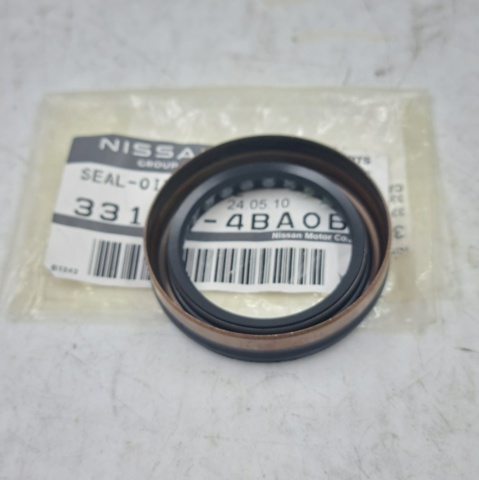 331144BA0B Nissan/Infiniti Retén del diferencial del eje delantero
