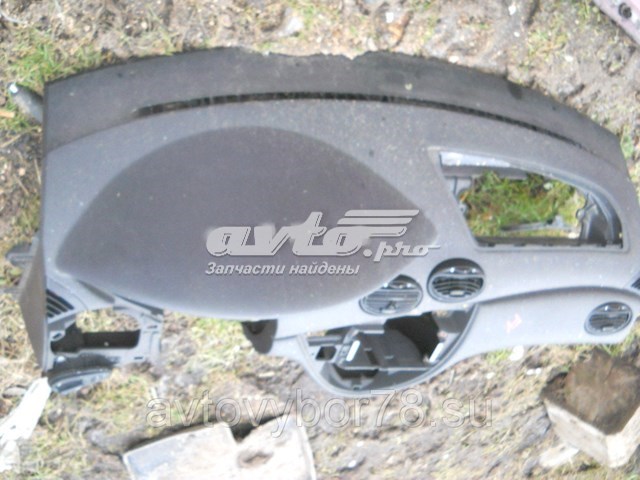 Panel frontal interior salpicadero para Ford Focus (DNW)