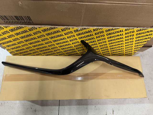 Moldura izquierda de la parrilla del radiador Mazda BCKN50770C precio, desde 145,09 EUR