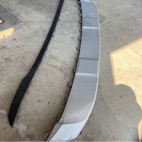 Listón embellecedor/protector, parachoques delantero VAG 3CN807532AV3