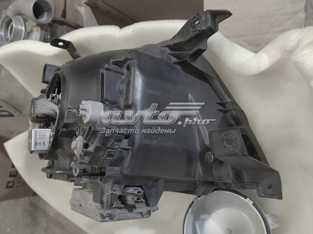 Faro derecho para Mitsubishi Pajero 