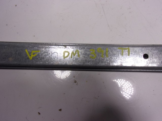 400927C Nissan/Infiniti Motor del elevalunas de la puerta trasera izquierda
