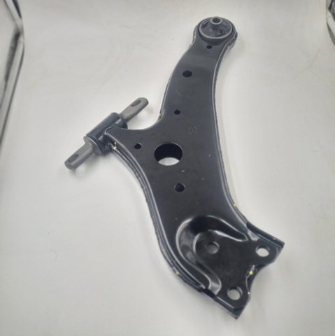 CQT10R CTR Brazo inferior derecho de la suspensión delantera