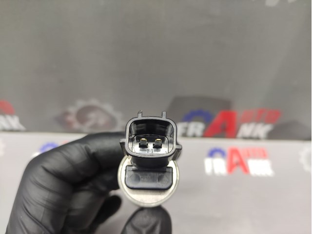 Válvula de control del árbol de levas 237964892R Renault (RVI)