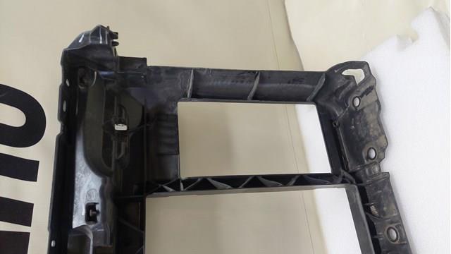 Panel de soporte del radiador y montaje de faros Peugeot/Citroen 9809080880 precio, desde 80,58 EUR