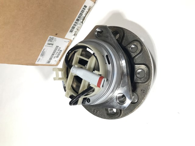 Cubo de rueda delantero PEUGEOT 93178652