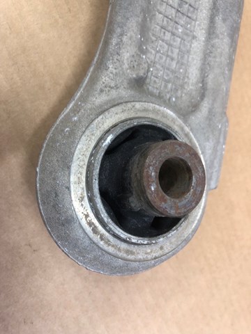 Comprar 9815014380 Peugeot/Citroen Brazo inferior derecho de la suspensión delantera