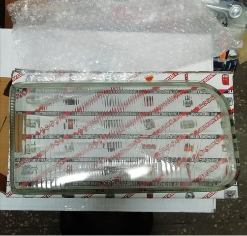 Comprar 9546121E Polcar Faro derecho