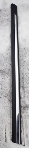 Moldura inferior de puerta delantera derecha 808766FR0A Nissan/Infiniti