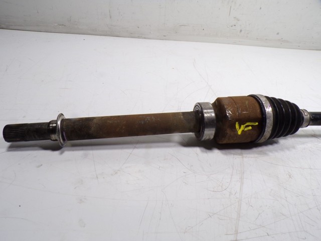Semieje delantero derecho 391001665R Renault (RVI)