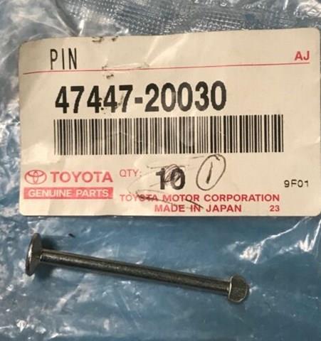 Juego de reparación, pastillas de frenos para Toyota RAV4 (SXA 10)