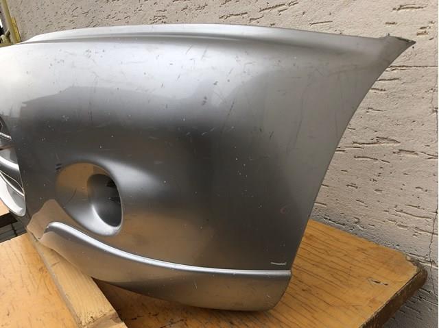  Paragolpes Nissan Serena 