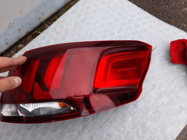 Piloto trasero derecho 9817299580 Peugeot/Citroen