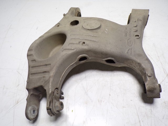 Comprar LR098944 Land Rover Brazo suspension trasero inferior izquierdo