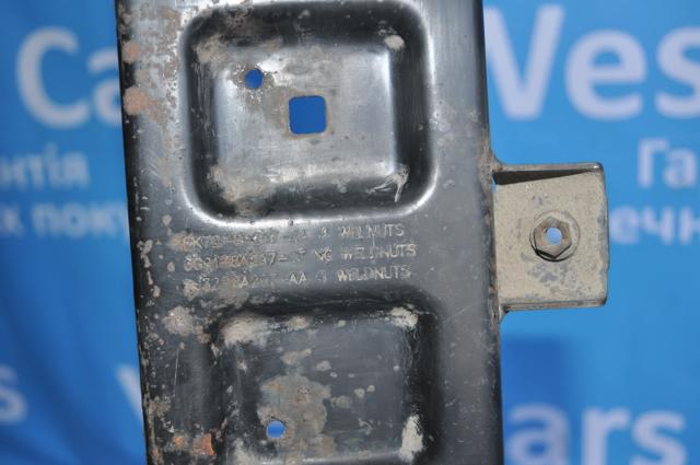 Travesaño inferior del radiador Land Rover LR024295 precio, desde 132,13 EUR