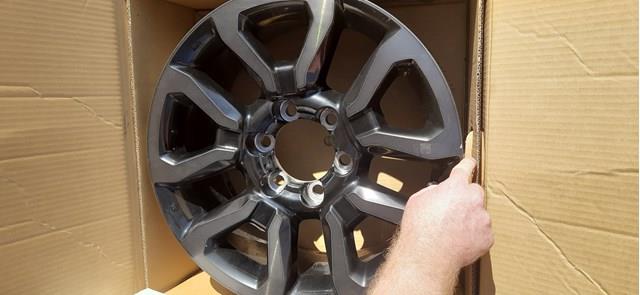 Llantas de aleación TOYOTA 42611YP080