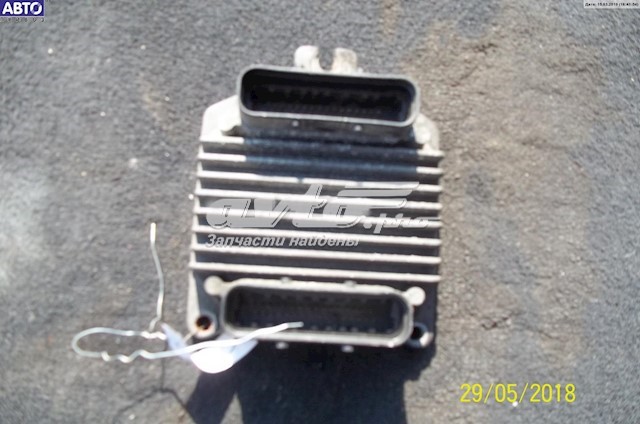 Módulo de control del motor Opel 9355929