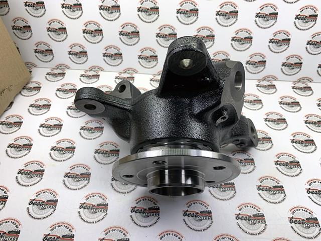 Mangueta delantera izquierda Mercedes A4473300620 precio, desde 296,21 EUR