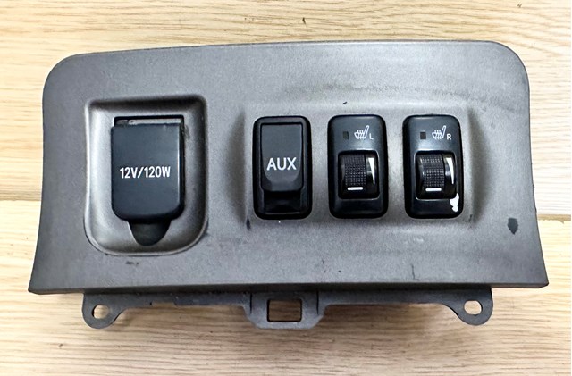 Boton De Encendido De Calefaccion Del Asiento Toyota Land Cruiser (J12)