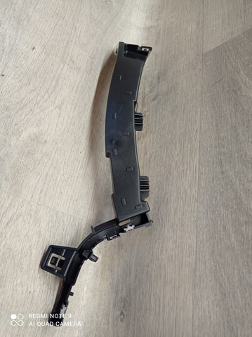 Soporte de parachoques delantero derecho 1615049480 Peugeot/Citroen