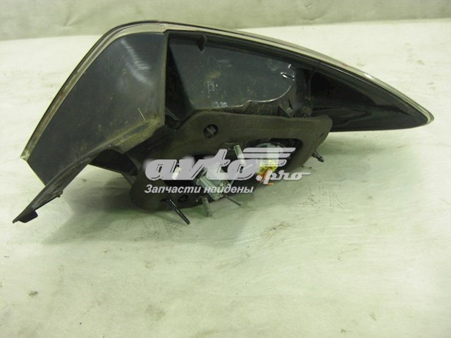 BP4L51160D Mazda piloto posterior exterior izquierdo