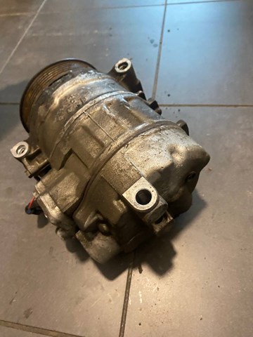 Compresor de ac Mercedes 4472208224