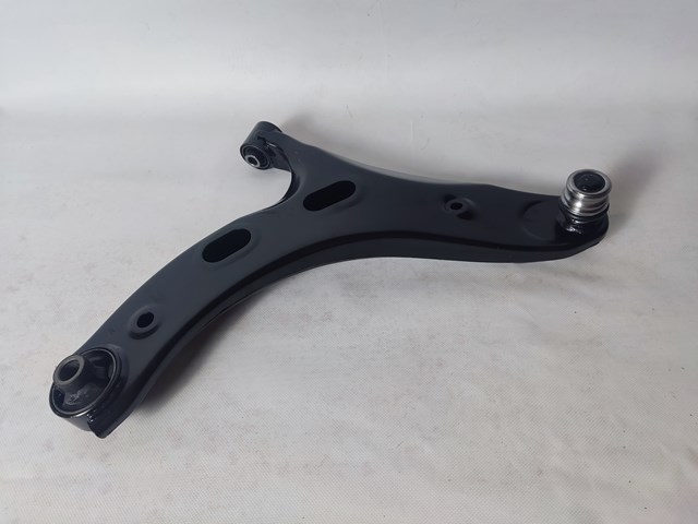 72X238K Polcar Brazo inferior derecho de la suspensión delantera