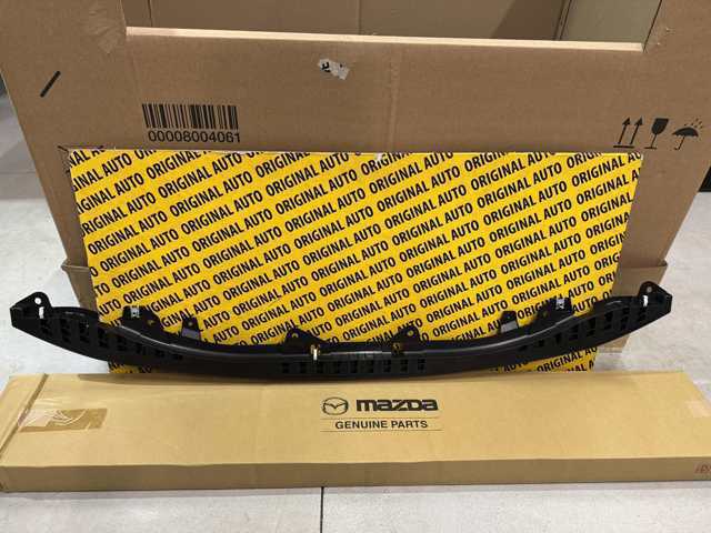 Alerón delantero BCKA500S0B Mazda