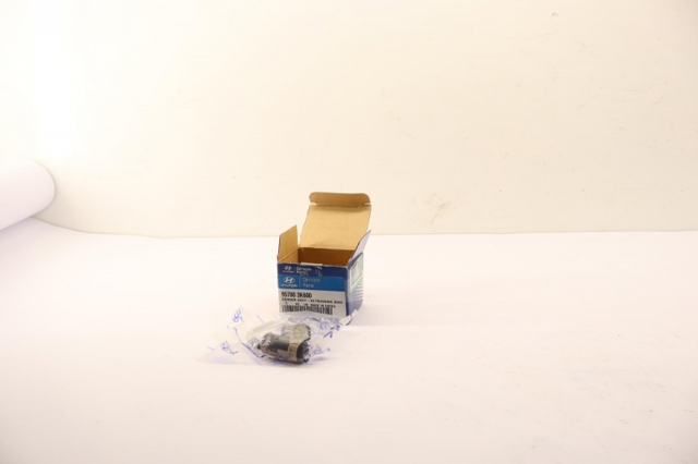 Comprar 957003K600 Hyundai/Kia Sensor de aparcamiento trasero