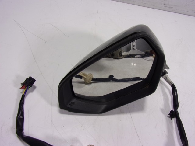 Retrovisor exterior derecho VAG 5FB857507N9B9