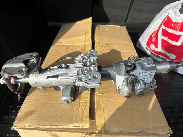 Columna dirección 4581060130 Toyota