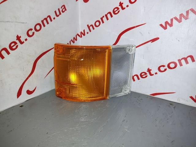 Luz de gálibo derecha Nissan Urvan (E24)