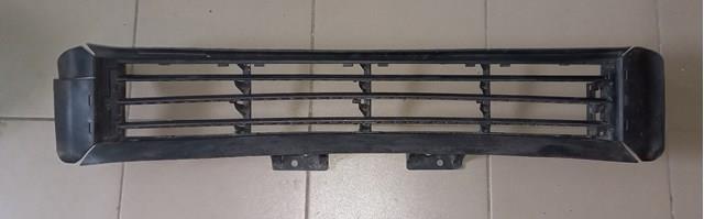 Deflector de aire del radiador 623305AA0A Nissan/Infiniti