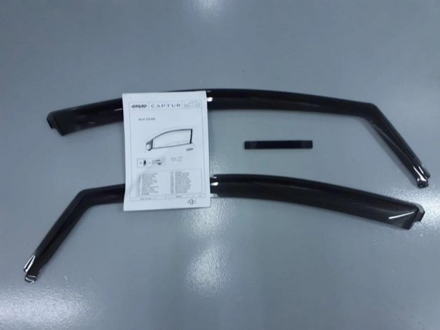 Juego de deflectores de aire para ventanas, 2 piezas 8201722645 Renault (RVI)
