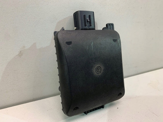 32286570 Volvo Sensor de ángulo muerto trasero