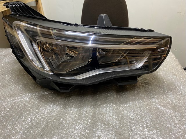 Faro derecho YP00015580 Peugeot/Citroen