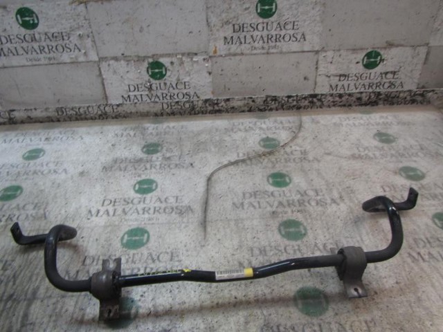 Estabilizador delantero 546110003R Renault (RVI)