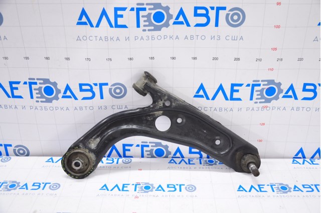 Comprar 4877742AD Chrysler Brazo inferior derecho de la suspensión delantera