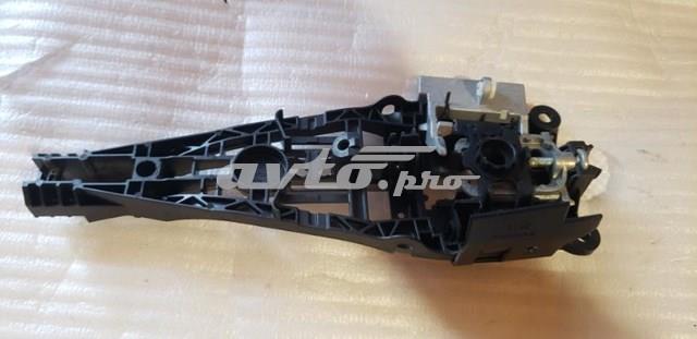 13577482 Opel soporte de manilla exterior de puerta delantera derecha